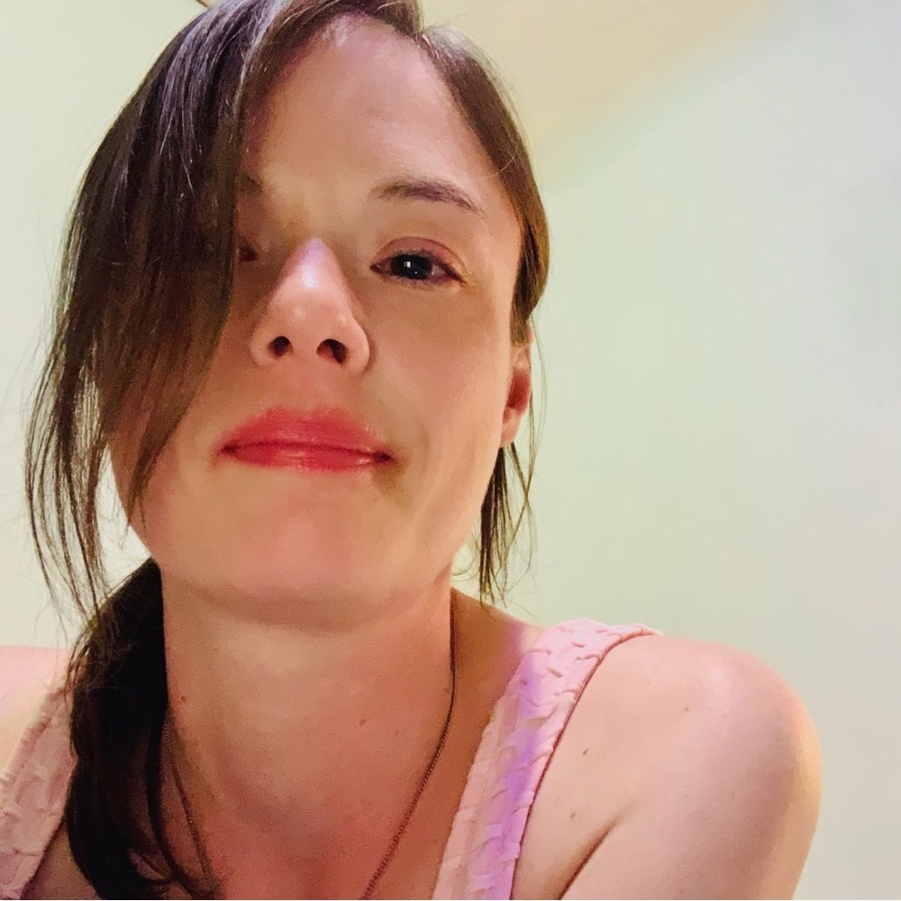 Meet your Posher, Sarah Oh